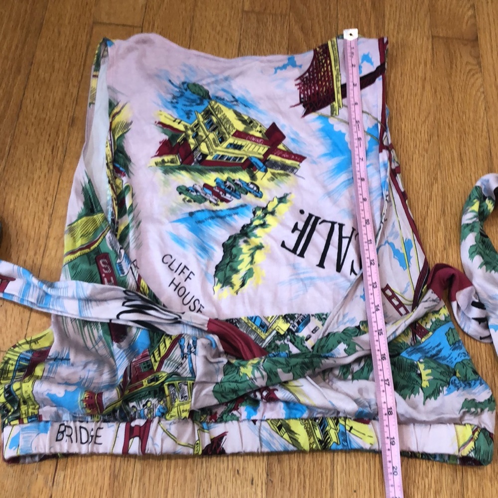 POSTCARD WRAP TOP L - Picture 10 of 11